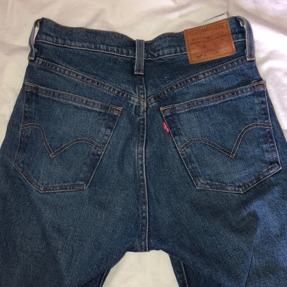 Levi’s 501 Skinny - Picture 4 of 6